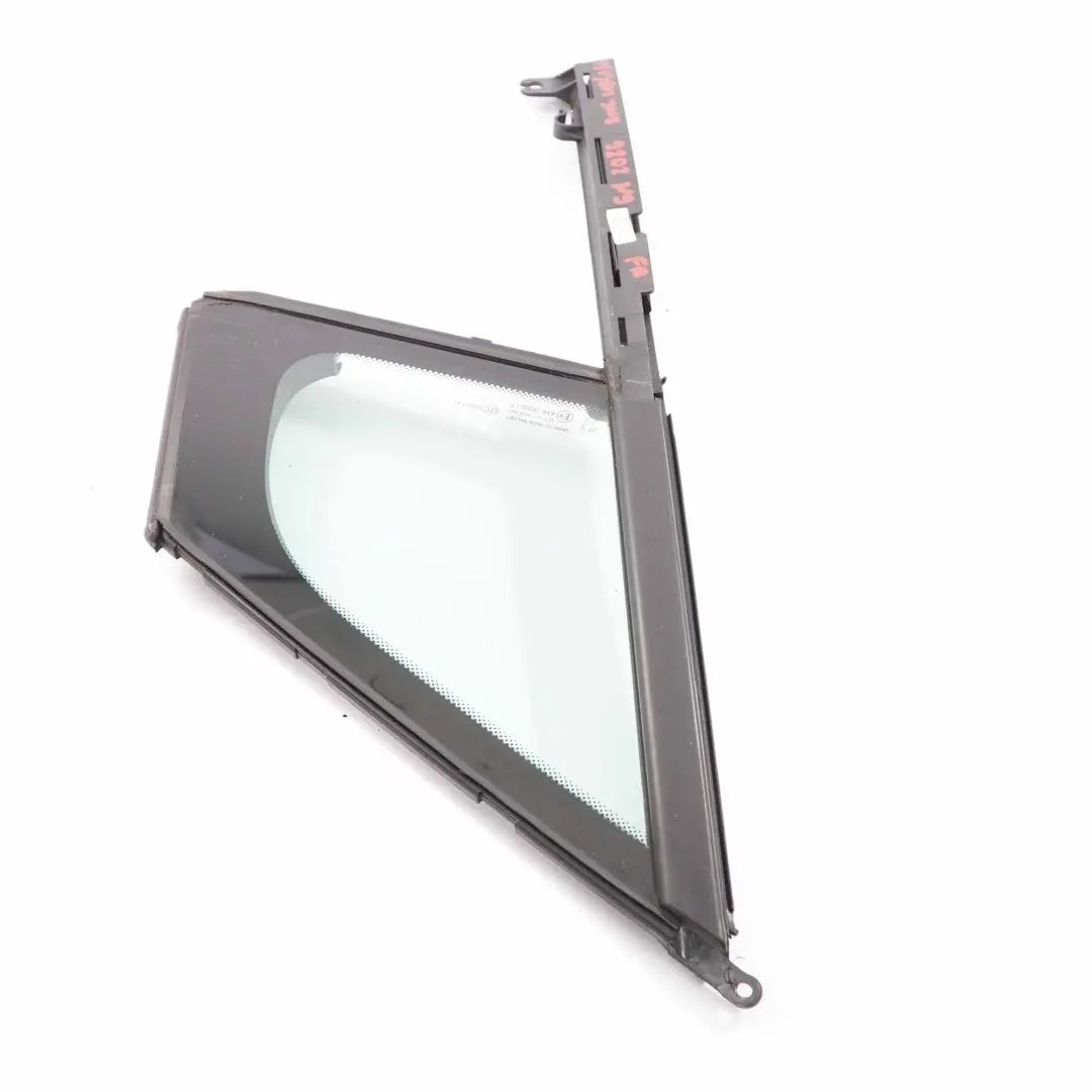 Peugeot 3008 Vitre Latérale Avant Porte Droite Triangle Verre AS2 - SKU 9202N9 - Numéro de pièce 9202N9