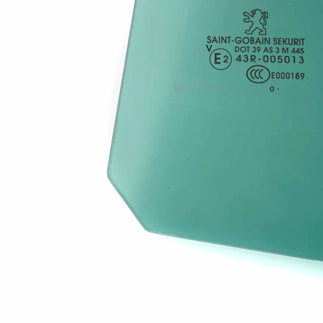 Vetro Porta Posteriore Sinistra Vetri AS3 per Peugeot 3008 con numero di parte 9203JW Peugeot 3008 Vetro Porta Posteriore Sinistra Vetri AS3 - SKU 9203JW - Numero di parte 9203JW