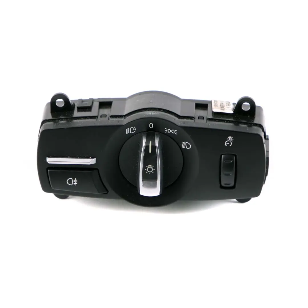 Control Element Light Headlight Switch to BMW F01 F02 F10 LCI with Part number 9204067 BMW F01 F02 F10 LCI Control Element Light Headlight Switch - SKU 9204067 - Part number 9204067
