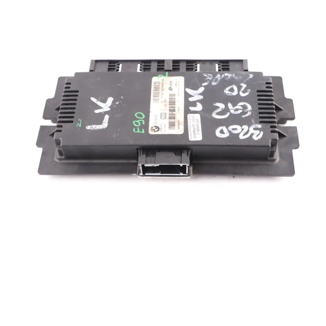 Footwell Light Module Control Unit ECU PL2 FRM II Lear to BMW E90 Xenon with Part number 9204526 BMW E90 Xenon Footwell Light Module Control Unit ECU PL2 FRM II Lear - SKU 9204526-2 - Part number 9204526