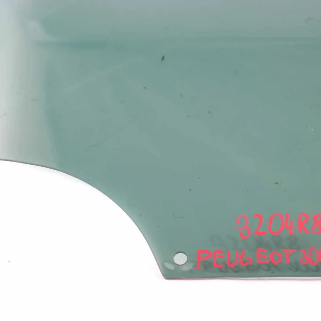 Peugeot 3008 Cristal Puerta Trasera Derecha Acristalamiento AS3 - SKU 9204R8 - Número de pieza 9204R8