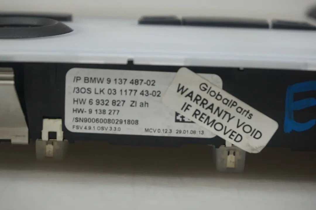 BMW E90 E91 E92 Oświetlenie Lampka Panel Podsufitki - SKU 9205113 - Numer Części 9205113
