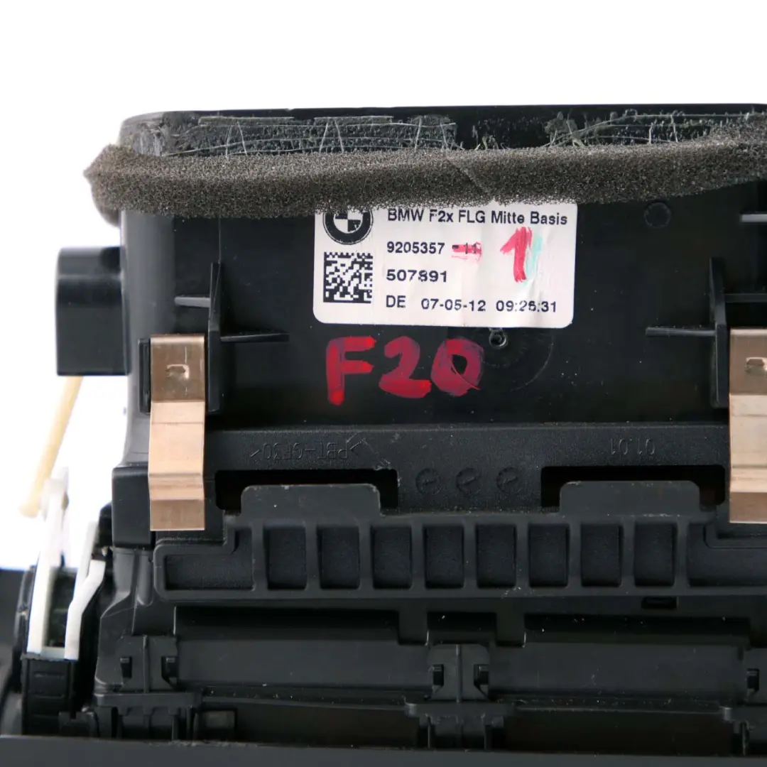 BMW F20 F21 F22 Kratka Nawiewu Powietrza Środkowa - SKU 9205357-1 - Numer Części 9205357