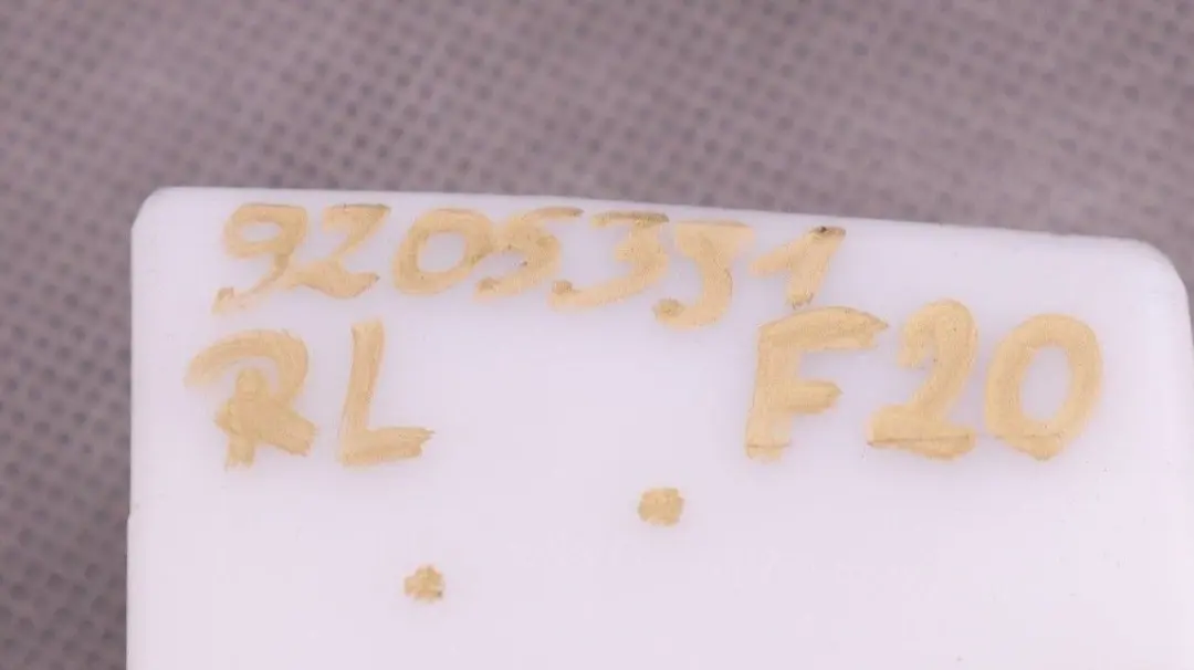 Fila F20 F21 F22 F30 F31 F32 Heizkanal Fondo-Spazio SX per BMW con numero di parte 9205391 BMW Fila F20 F21 F22 F30 F31 F32 Heizkanal Fondo-Spazio SX - SKU 9205391 - Numero di parte 9205391