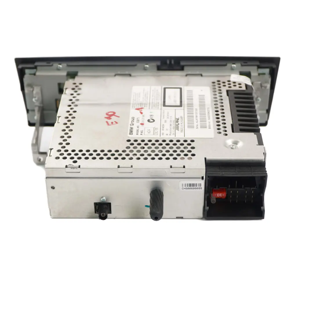 Radio Professional CD Audio Player Control Unit to BMW 3 Series E90 with Part number 9205962 BMW 3 Series E90 Radio Professional CD Audio Player Control Unit - SKU 9205962-1 - Part number 9205962