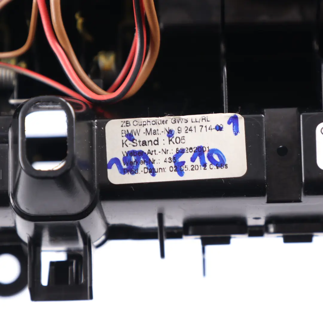 Getränkehalter Mittelkonsole Frontabdeckung Schwarz 9241714 für BMW F10 F11 mit Teilenummer 9206374 BMW F10 F11 Getränkehalter Mittelkonsole Frontabdeckung Schwarz 9241714 - SKU 9206374 - Teilenummer 9206374