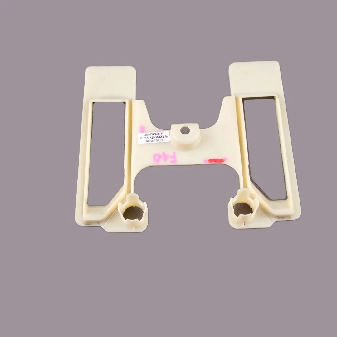 BMW F10 F11 Luftkanalhalterung Adapterplatte Kanal Trimmung - SKU 9206796 - Teilenummer 9206796