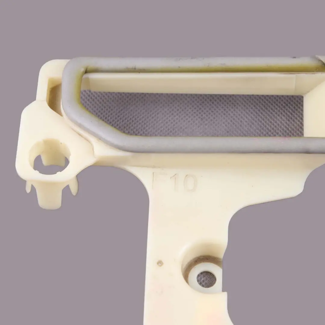 Luftkanalhalterung Adapterplatte Kanal Trimmung für BMW F10 F11 mit Teilenummer 9206796 BMW F10 F11 Luftkanalhalterung Adapterplatte Kanal Trimmung - SKU 9206796 - Teilenummer 9206796