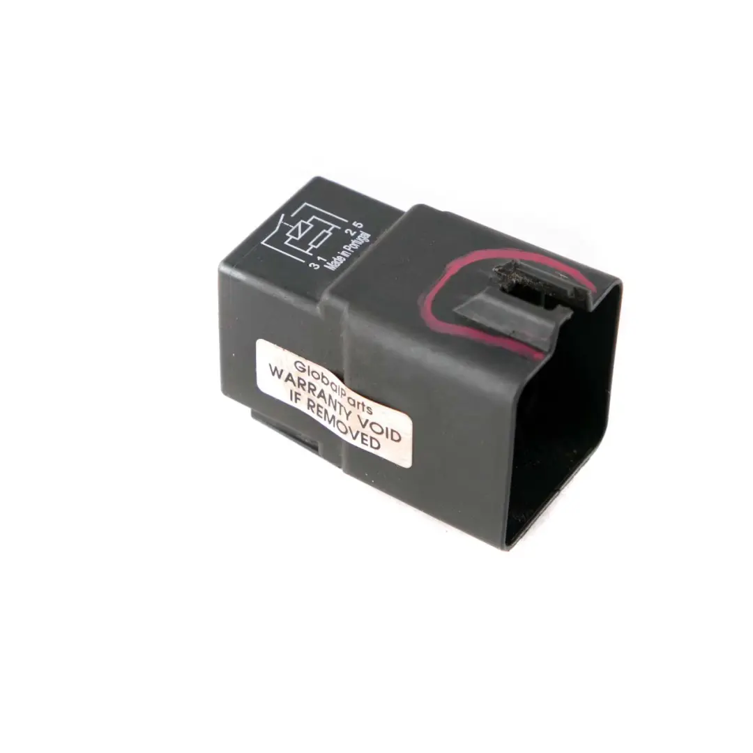 Rele Motore Ventola per BMW F20 F21 F22 F30 F31 F32 F33 F36 con numero di parte 9207913 BMW F20 F21 F22 F30 F31 F32 F33 F36 Rele Motore Ventola - SKU 9207913-1 - Numero di parte 9207913