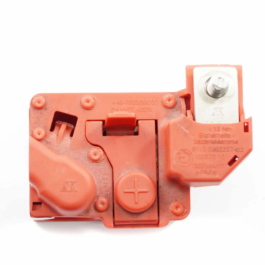 Morsetto batteria BMW F30 F31 F32 F80 Polo positivo sicurezza più rosso per con numero di parte 9208241 Morsetto batteria BMW F30 F31 F32 F80 Polo positivo sicurezza più rosso - SKU 9208241 - Numero di parte 9208241
