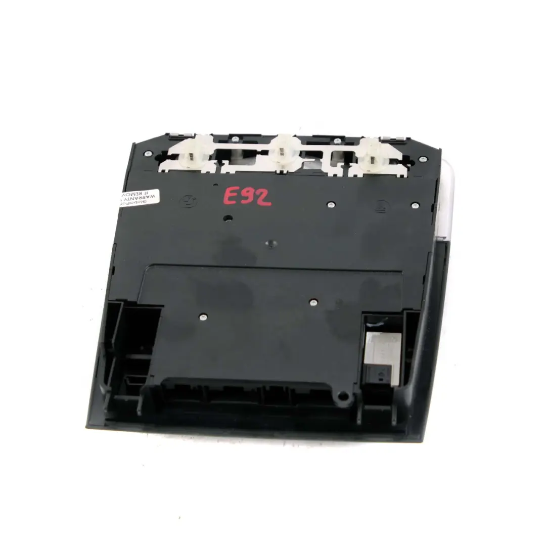 Interior Techo Mapa Luz Negro para BMW E92 con número de pieza 9209557 BMW E92 Interior Techo Mapa Luz Negro - SKU 9209557 - Número de pieza 9209557