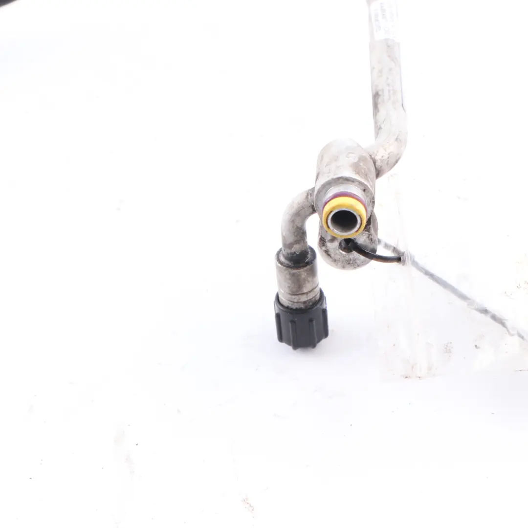 Druckschlauch Klimaanlagenleitung 535I N55 für BMW F10 F11 mit Teilenummer 9209718 BMW F10 F11 Druckschlauch Klimaanlagenleitung 535I N55 - SKU 9209718 - Teilenummer 9209718