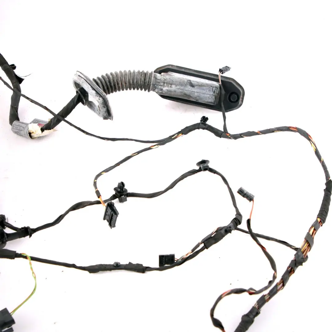 Door Wiring Loom Cable Harness to BMW F07 GT with Part number 9210120 BMW F07 GT Door Wiring Loom Cable Harness - SKU 9210120 - Part number 9210120