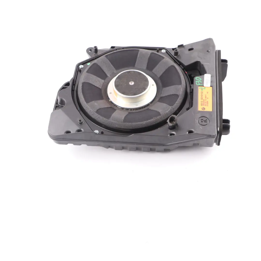 BMW F30 F31 F32 Altoparlante centrale Subwoofer Harman Kardon destro - SKU 9210152-2 - Numero di parte 9210152