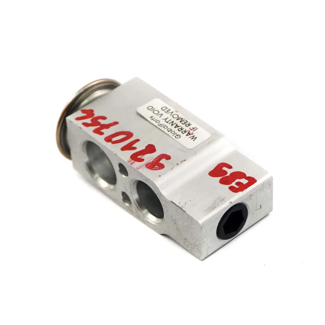 Zawór Nagrzewnicy Klimatyzacji 9188989 do BMW Z4 E89 o numerze 9210754 BMW Z4 E89 Zawór Nagrzewnicy Klimatyzacji 9188989 - SKU 9210754 - Numer Części 9210754