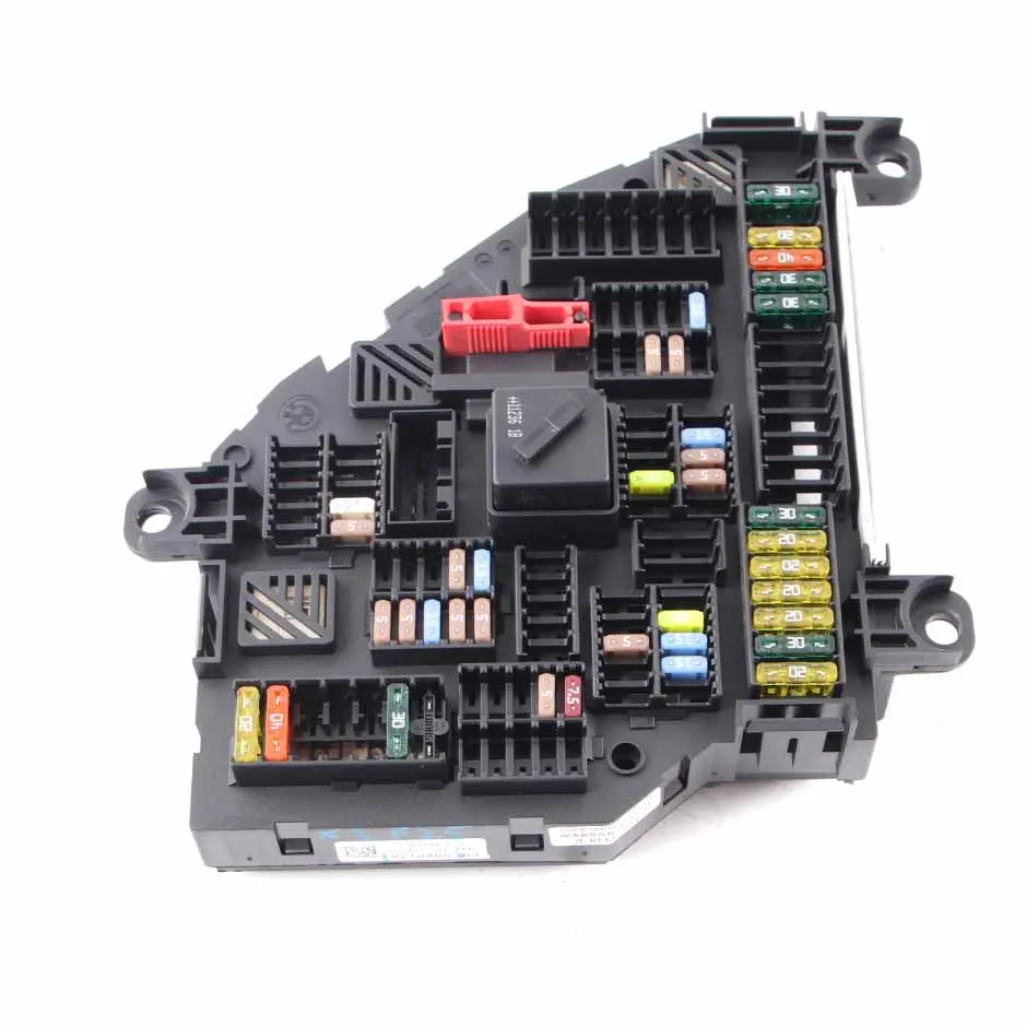 Boîte à fusibles contrôle de l'unité distribution d'énergie pour BMW X3 F25 à propos du numéro de pièce 9210860 BMW X3 F25 Boîte à fusibles contrôle de l'unité distribution d'énergie - SKU 9210860 - Numéro de pièce 9210860