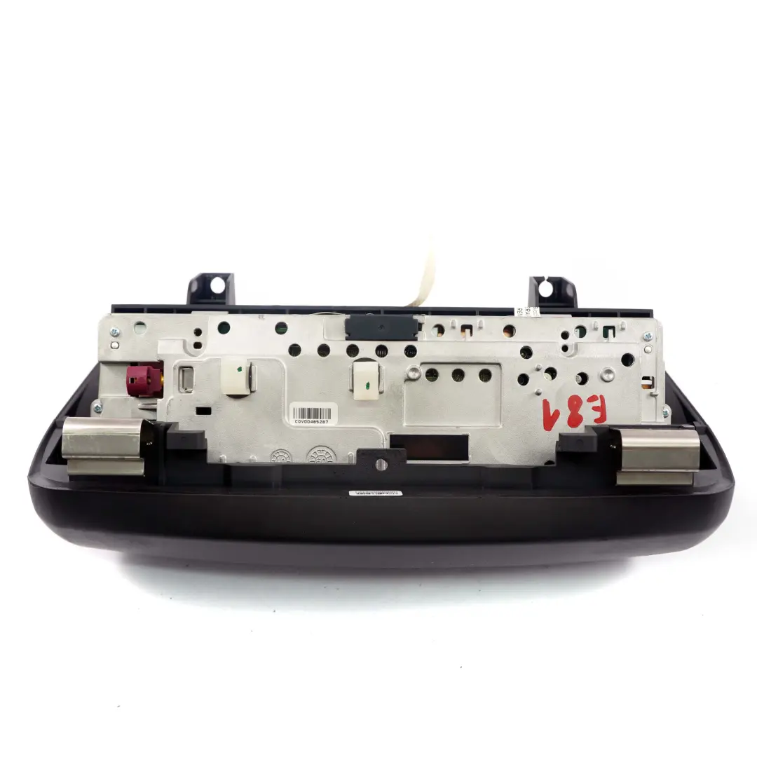 Pantalla Boardmonitor Central Information Display 8,8" para BMW E81 E87 LCI con número de pieza 9211975 BMW E81 E87 LCI Pantalla Boardmonitor Central Information Display 8,8" - SKU 9211975 - Número de pieza 9211975