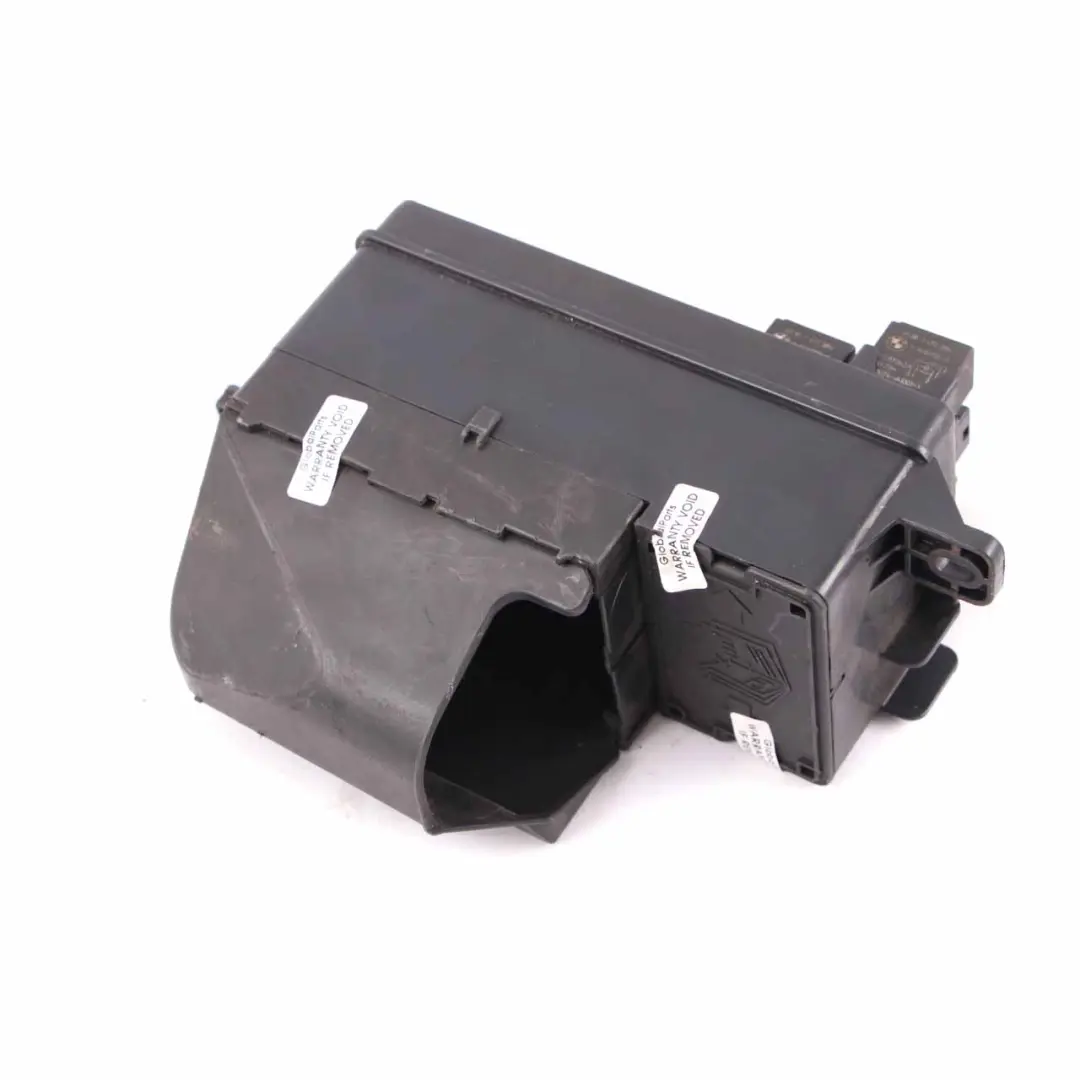 Skrzynka Bezpieczników do Mini R55 R56 R58 o numerze 9213372 Mini R55 R56 R58 Skrzynka Bezpieczników - SKU 9213372-1 - Numer Części 9213372