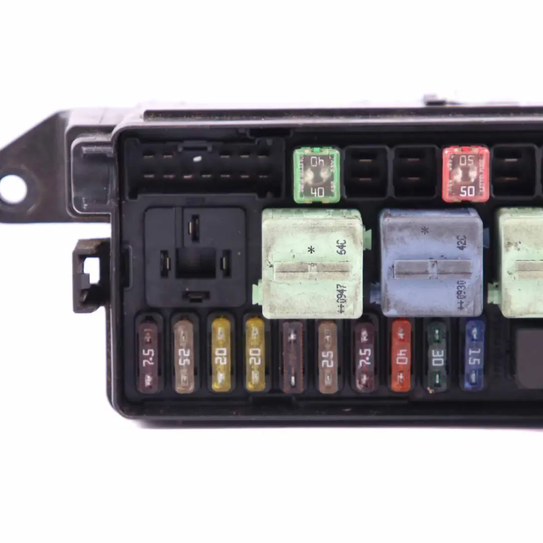 Caja Fusibles Sistema Eléctrico Distribución para Mini R55 R56 R58 con número de pieza 9213372 Mini R55 R56 R58 Caja Fusibles Sistema Eléctrico Distribución - SKU 9213372-1 - Número de pieza 9213372