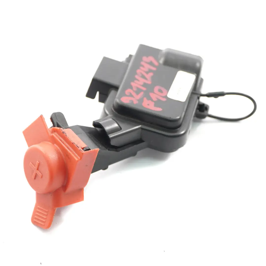 Batterie B Compartiment Moteur Point Terminal pour BMW F10 F11 à propos du numéro de pièce 9214243 BMW F10 F11 Batterie B Compartiment Moteur Point Terminal - SKU 9214243 - Numéro de pièce 9214243