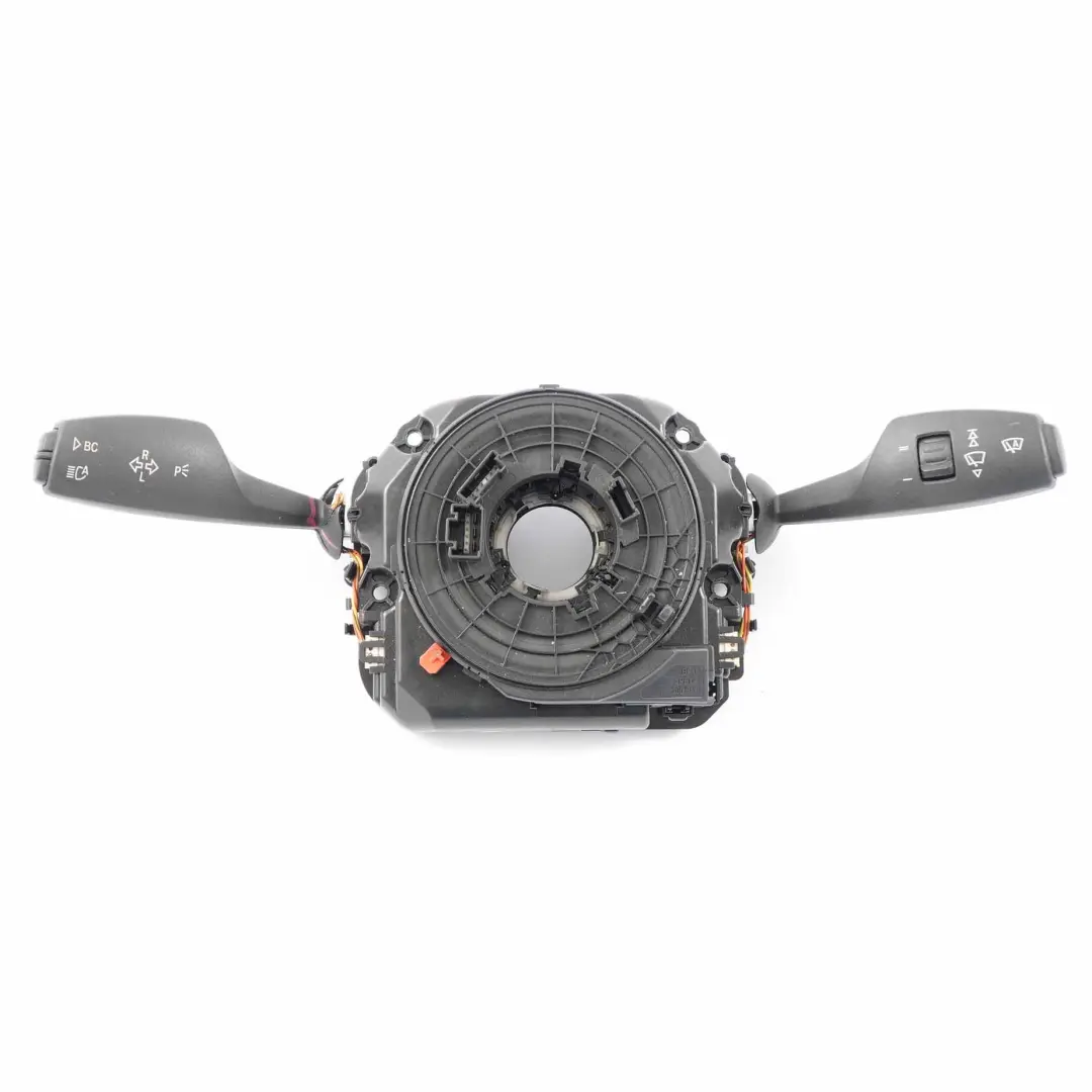 Przełącznik Manetki Kierunkowskaz do BMW F10 o numerze 9214961 BMW F10 Przełącznik Manetki Kierunkowskaz - SKU 9214961 - Numer Części 9214961