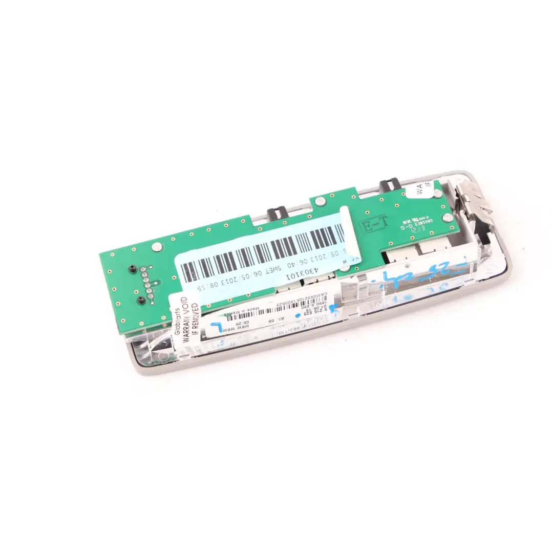 BMW F11 X3 F25 Lampka Kabiny Wnętrza Lewy Tył - SKU 9215623 - Numer Części 9215623