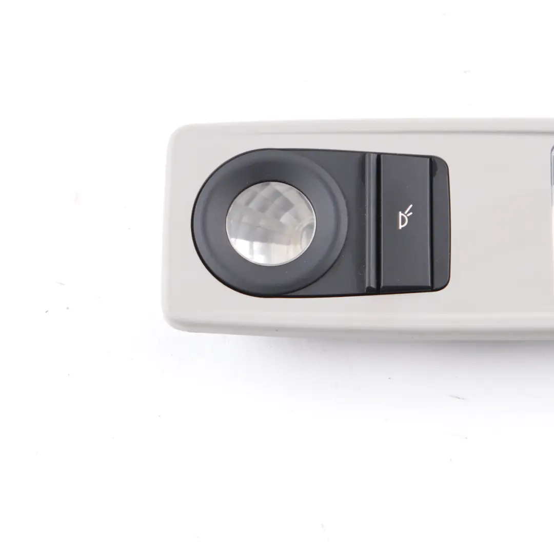 Luz de lectura BMW F11 X3 F25 Interior Trasera Derecha Luz de techo para con número de pieza 9215624 Luz de lectura BMW F11 X3 F25 Interior Trasera Derecha Luz de techo - SKU 9215624 - Número de pieza 9215624