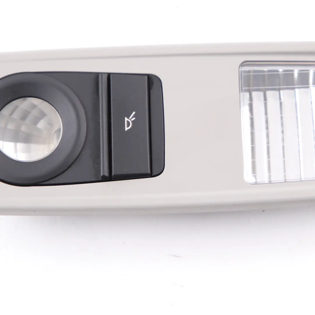 Lampe de lecture BMW F11 X3 F25 Lampe d'intérieur arrière droite Tête de liste pour à propos du numéro de pièce 9215624 Lampe de lecture BMW F11 X3 F25 Lampe d'intérieur arrière droite Tête de liste - SKU 9215624 - Numéro de pièce 9215624