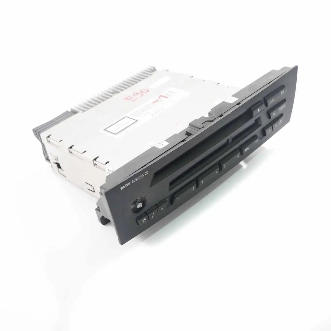 Radio Steuergerät BMW Business CD für BMW E81 E87 E90 E91 mit Teilenummer 9216273 BMW E81 E87 E90 E91 Radio Steuergerät BMW Business CD - SKU 9216273-1 - Teilenummer 9216273