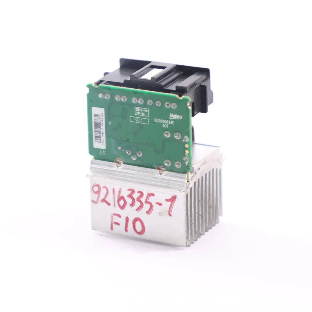 Resistenza ventola motore riscaldatore posteriore Valeo per BMW F01 F10 F11 con numero di parte 9216335 BMW F01 F10 F11 Resistenza ventola motore riscaldatore posteriore Valeo - SKU 9216335-1 - Numero di parte 9216335