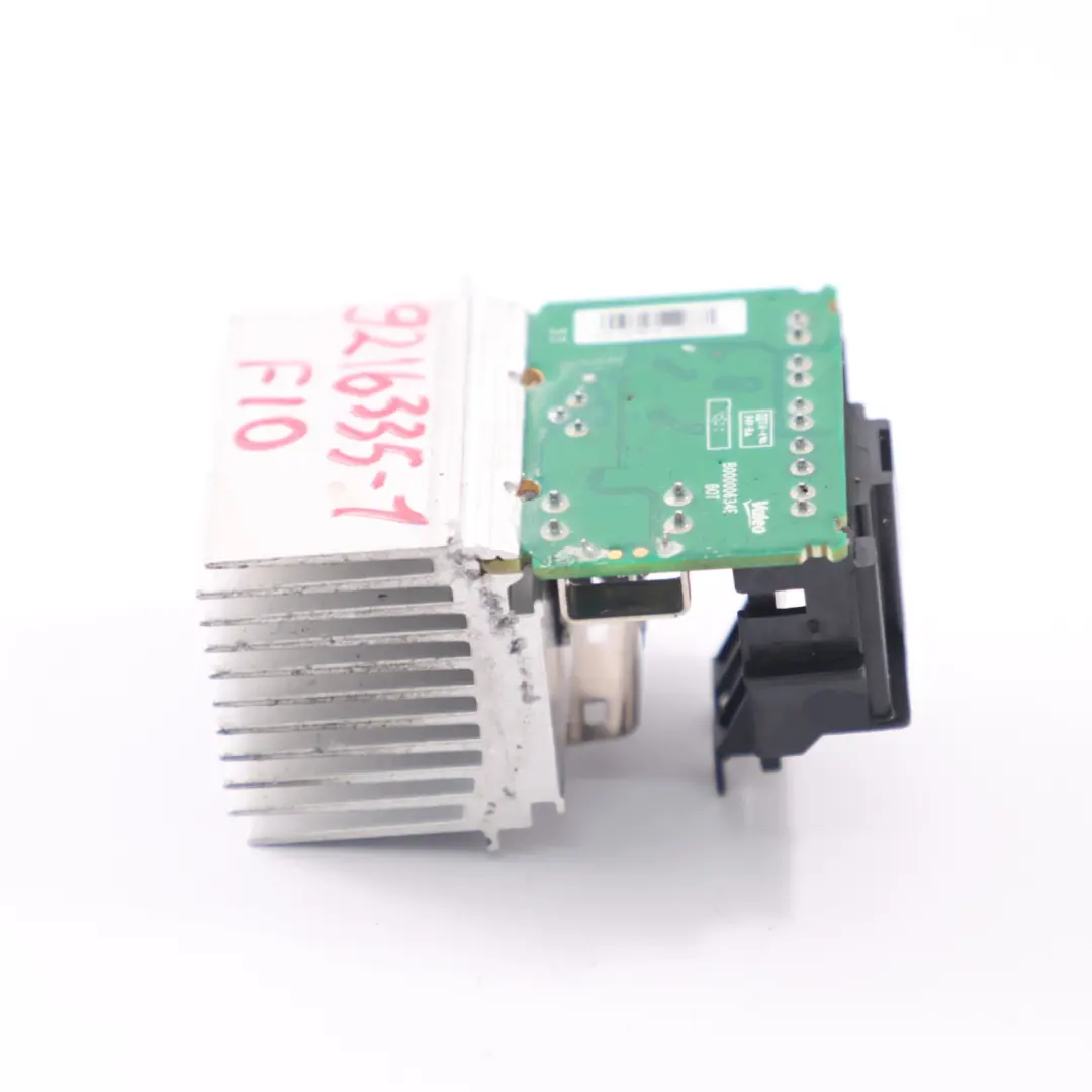 Moteur de chauffage arrière Résistance ventilateur Valeo pour BMW F01 F10 F11 à propos du numéro de pièce 9216335 BMW F01 F10 F11 Moteur de chauffage arrière Résistance ventilateur Valeo - SKU 9216335-1 - Numéro de pièce 9216335