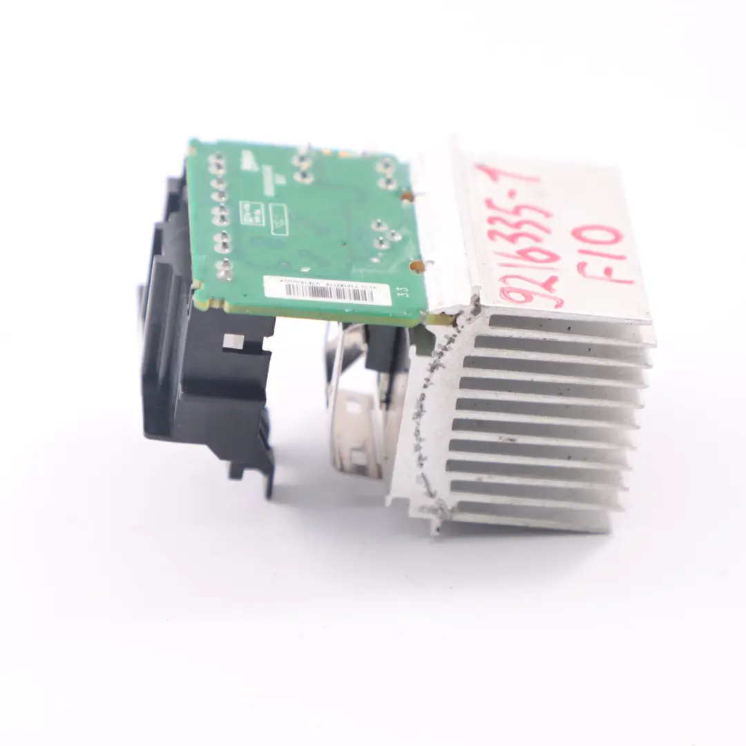 Moteur de chauffage arrière Résistance ventilateur Valeo pour BMW F01 F10 F11 à propos du numéro de pièce 9216335 BMW F01 F10 F11 Moteur de chauffage arrière Résistance ventilateur Valeo - SKU 9216335-1 - Numéro de pièce 9216335