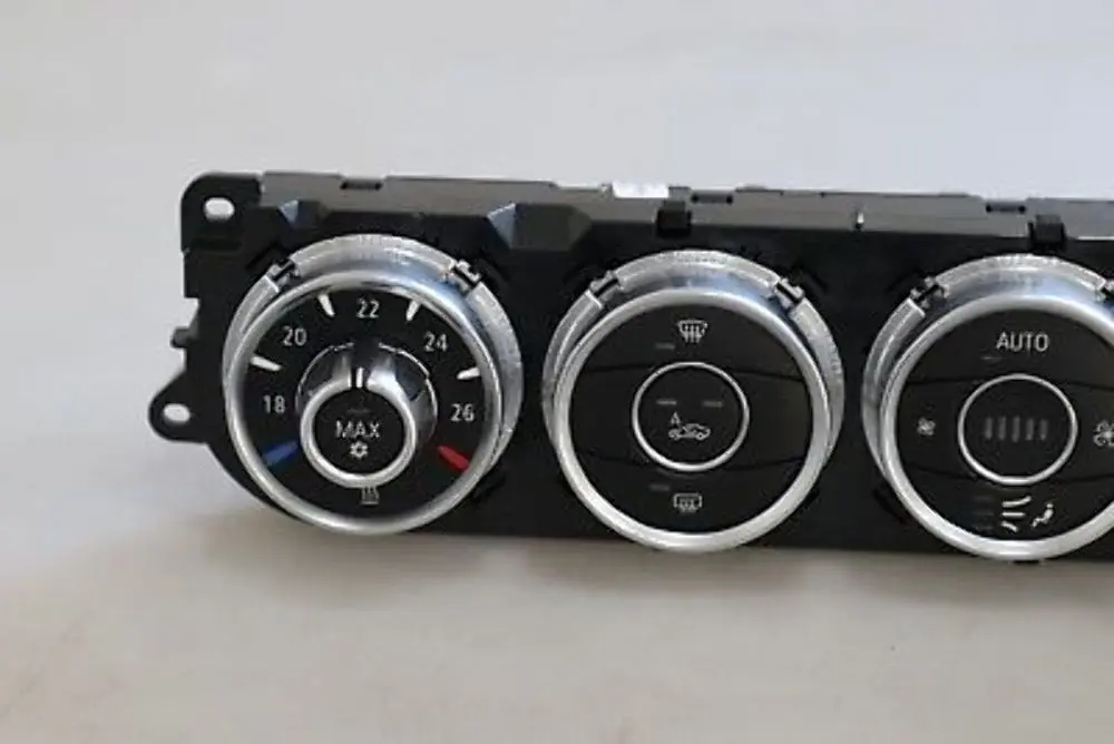 Reihe E89 Cabrio Roadster Bedienteil Klimaautomatik für BMW Z4 mit Teilenummer 9216419 BMW Z4 Reihe E89 Cabrio Roadster Bedienteil Klimaautomatik - SKU 9216419 - Teilenummer 9216419