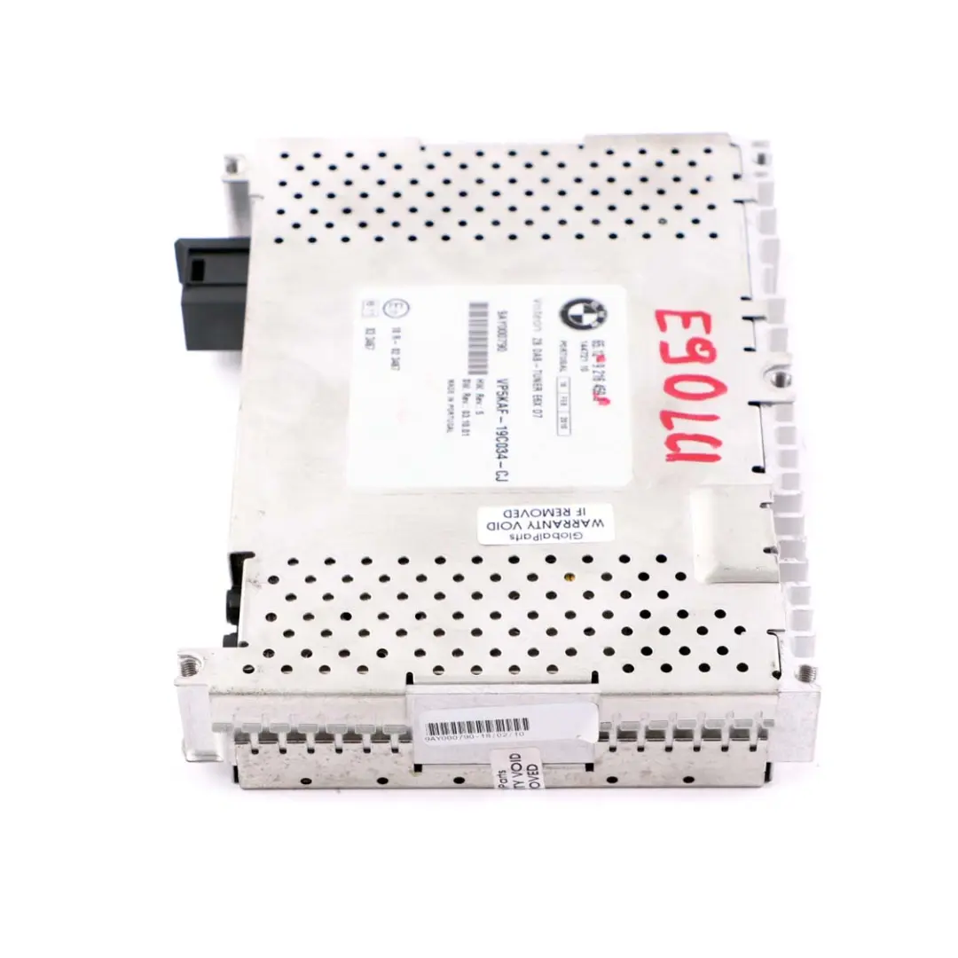 DAB Radio Tuner Module pour BMW 1 3 5 E60 E81 E87 E90 E91 Mini R55 R56 à propos du numéro de pièce 9216459 BMW 1 3 5 E60 E81 E87 E90 E91 Mini R55 R56 DAB Radio Tuner Module - SKU 9216459 - Numéro de pièce 9216459