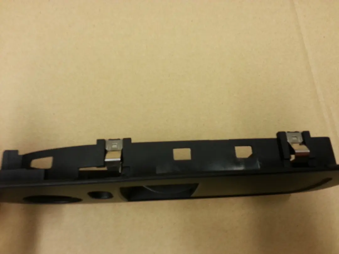 Trim Switch window lifter driver's side right to BMW 1 SERIES E87 Black with Part number 61319217240 BMW 1 SERIES E87 Black Trim Switch window lifter driver's side right - SKU 9217240 - Part number 61319217240