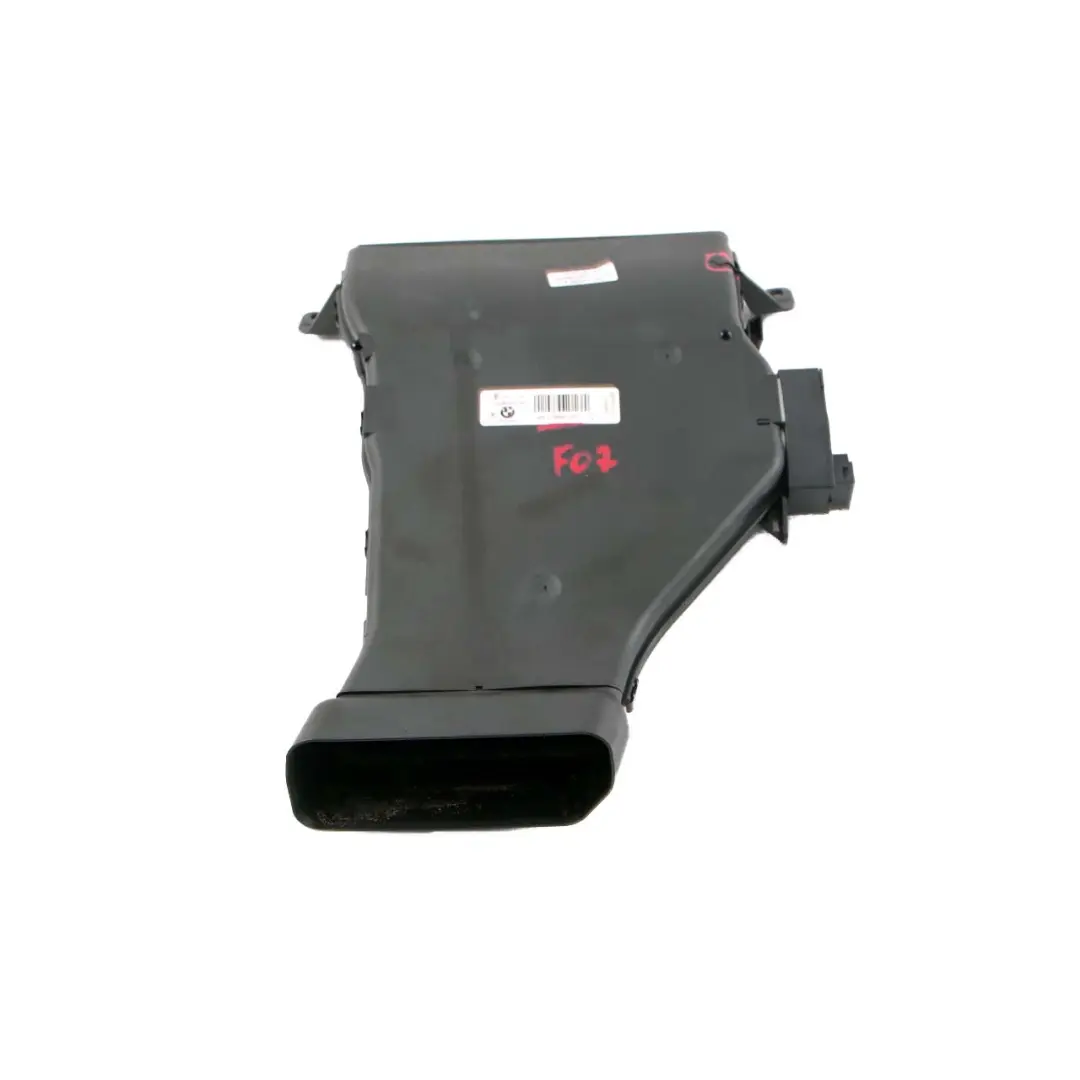Auxliary Heater 4-Zone Right O/S Air Duct Channel to BMW 7 Series F07 GT with Part number 9217992 BMW 7 Series F07 GT Auxliary Heater 4-Zone Right O/S Air Duct Channel - SKU 9217992 - Part number 9217992