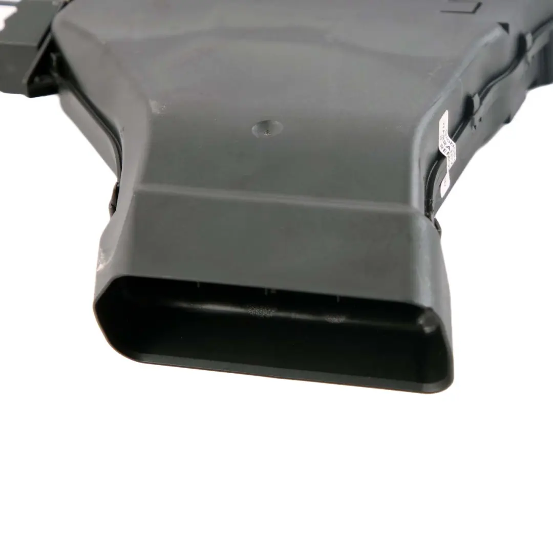 Auxliary Heater 4-Zone Right O/S Air Duct Channel to BMW 7 Series F07 GT with Part number 9217992 BMW 7 Series F07 GT Auxliary Heater 4-Zone Right O/S Air Duct Channel - SKU 9217992 - Part number 9217992