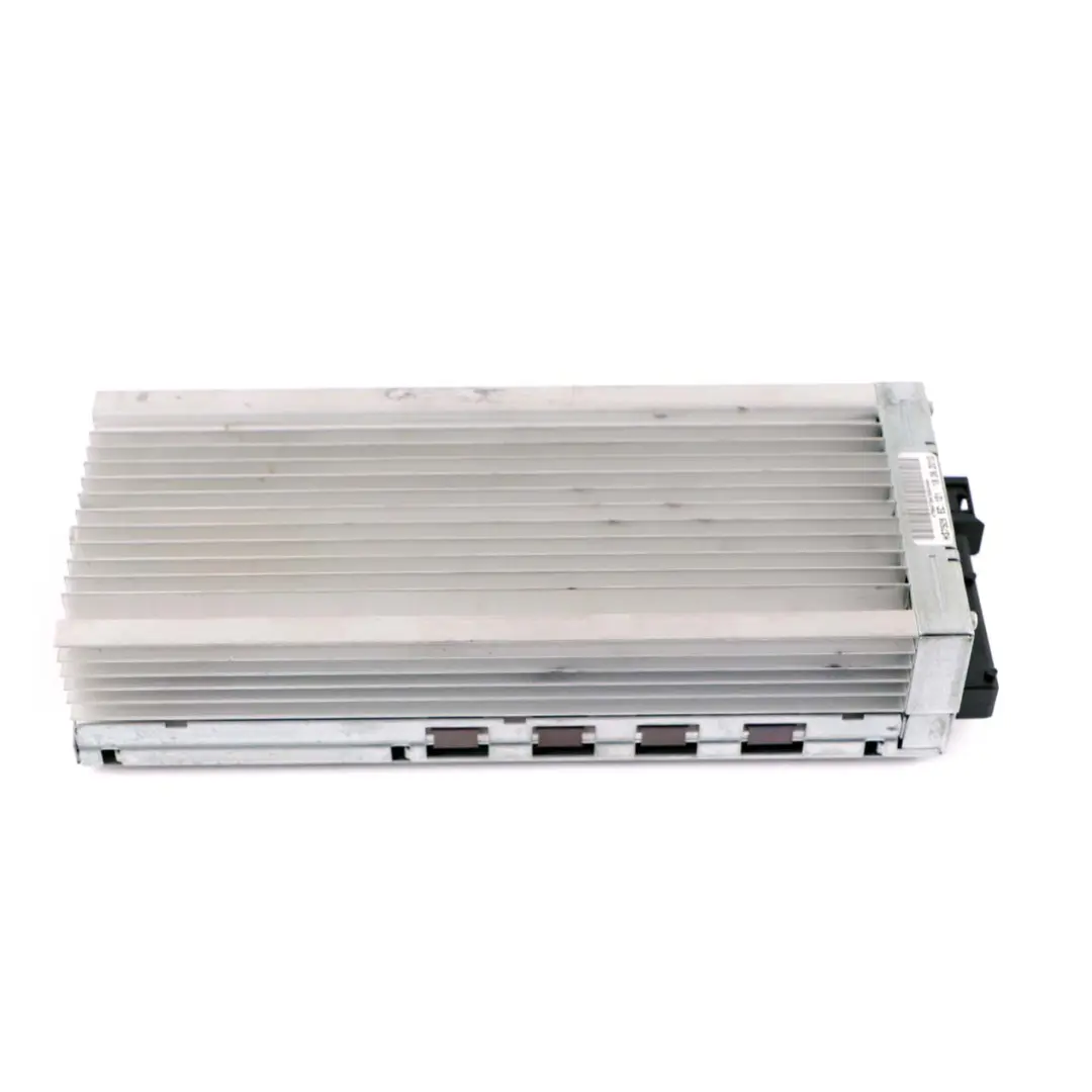 Top Sistema Hifi Amplificatore Logic 7 Harman Becker per BMW E81 E87 E90 LCI con numero di parte 9218086 BMW E81 E87 E90 LCI Top Sistema Hifi Amplificatore Logic 7 Harman Becker - SKU 9218086 - Numero di parte 9218086