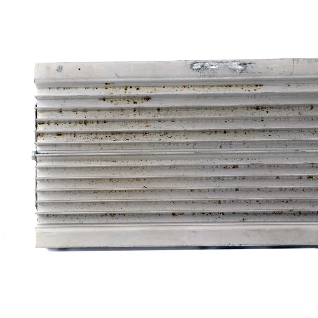 Top Sistema Hifi Amplificatore Logic 7 Harman Becker per BMW E81 E87 E90 LCI con numero di parte 9218086 BMW E81 E87 E90 LCI Top Sistema Hifi Amplificatore Logic 7 Harman Becker - SKU 9218086 - Numero di parte 9218086