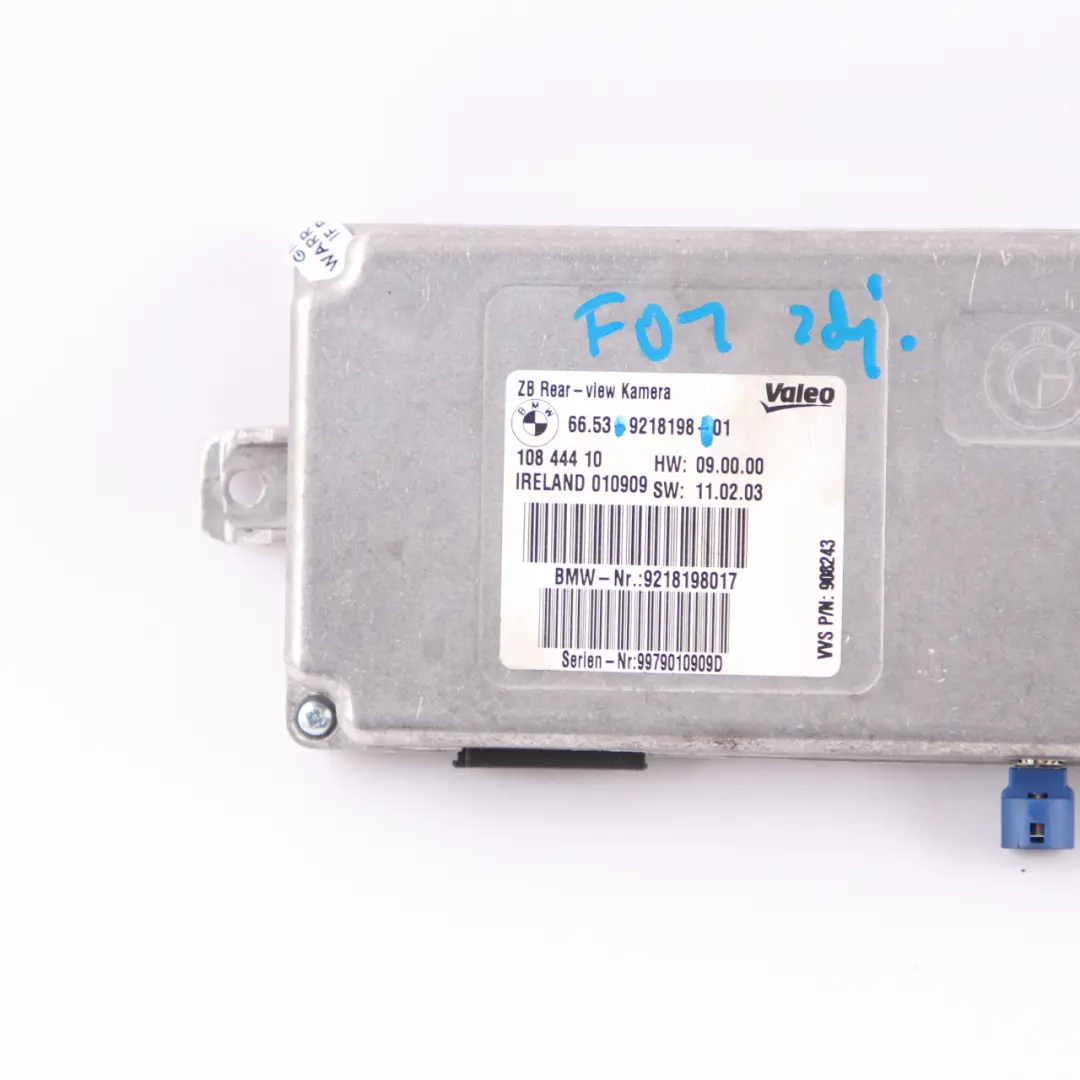 Camera Module BMW F01 F10 F20 F30 F32 Reversing Rear View Control Unit to with Part number 9218198 Camera Module BMW F01 F10 F20 F30 F32 Reversing Rear View Control Unit - SKU 9218198 - Part number 9218198