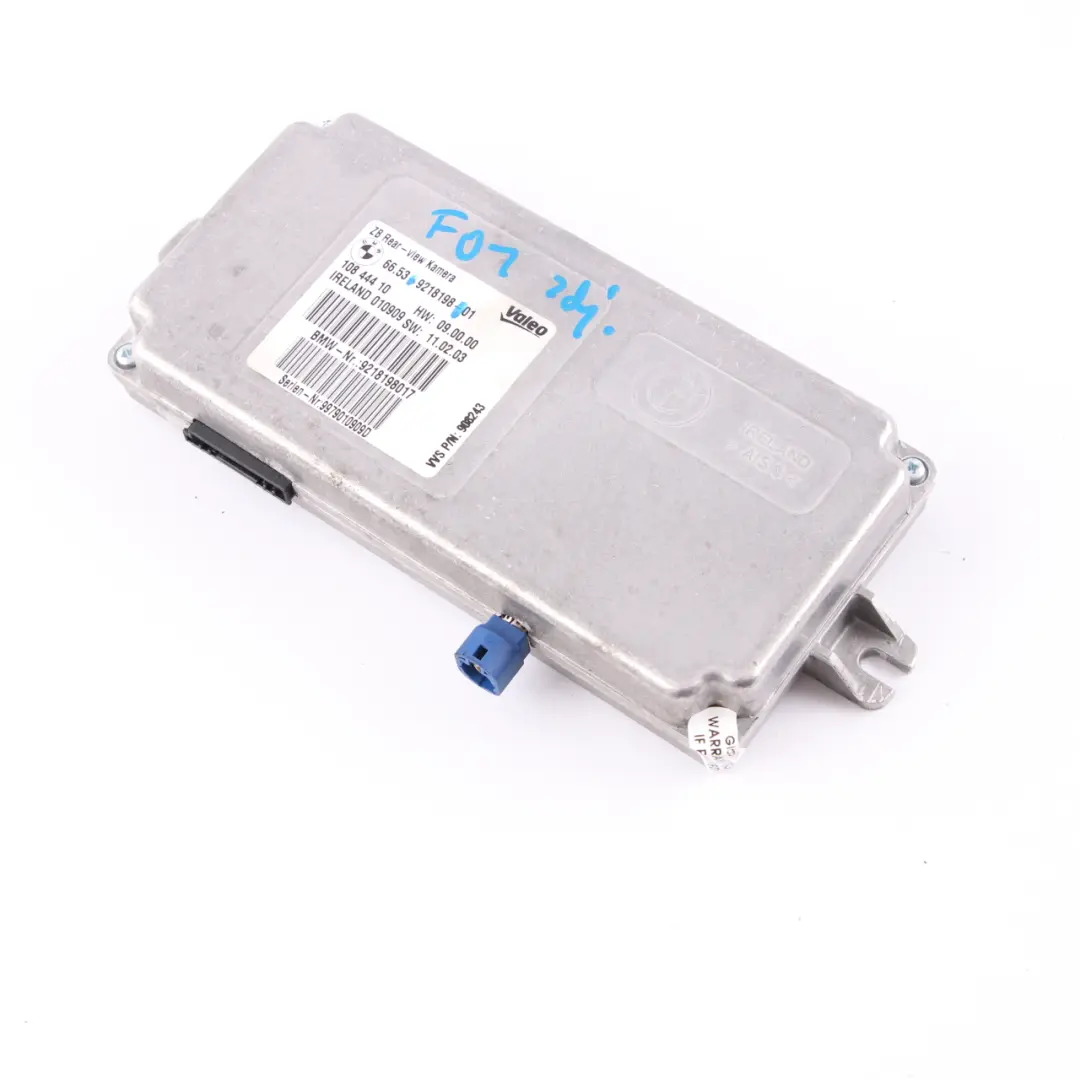 Camera Module BMW F01 F10 F20 F30 F32 Reversing Rear View Control Unit to with Part number 9218198 Camera Module BMW F01 F10 F20 F30 F32 Reversing Rear View Control Unit - SKU 9218198 - Part number 9218198