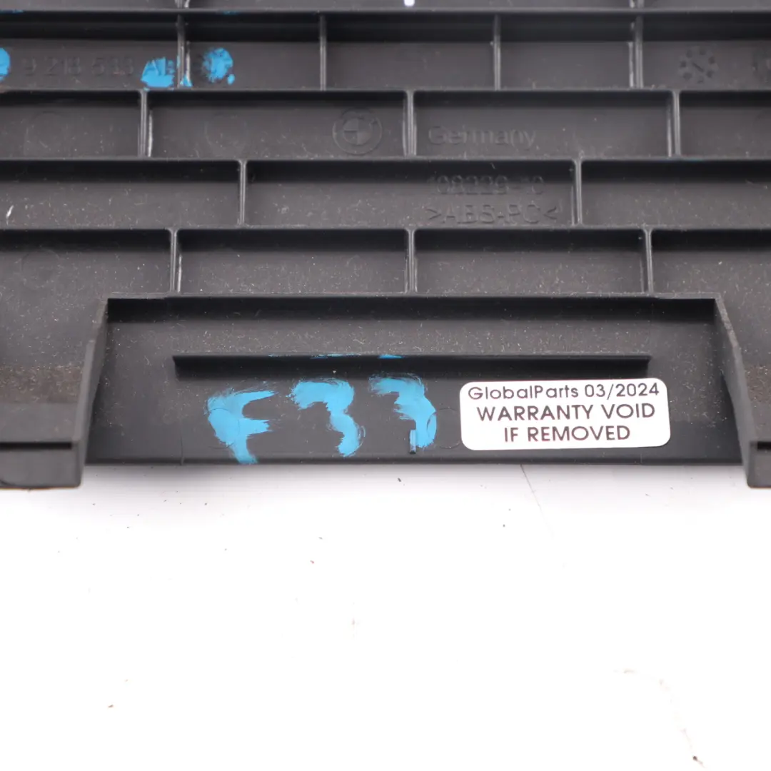 cruscotto lunetta console pannello di rivestimento interno nero per BMW F33 con numero di parte 9218533 BMW F33 cruscotto lunetta console pannello di rivestimento interno nero - SKU 9218533 - Numero di parte 9218533