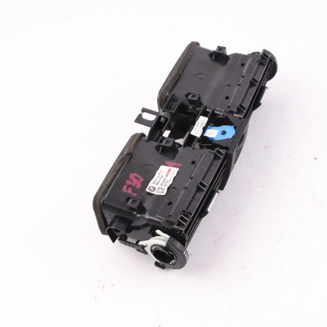 Frischluftgrill Mittelkonsole Armaturenbrettverkleidung für BMW F30 F82 M4 mit Teilenummer 9218552 BMW F30 F82 M4 Frischluftgrill Mittelkonsole Armaturenbrettverkleidung - SKU 9218552-1 - Teilenummer 9218552