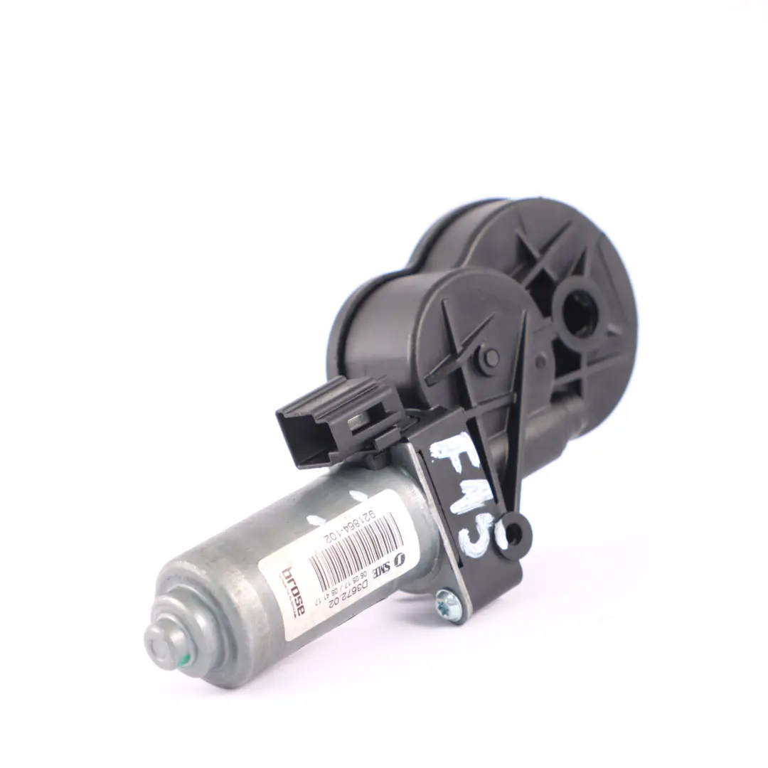 Motore di regolazione del sedile anteriore Attuatore Unità per BMW X5 F15 con numero di parte 921864-102 BMW X5 F15 Motore di regolazione del sedile anteriore Attuatore Unità - SKU 921864-102 - Numero di parte 921864-102