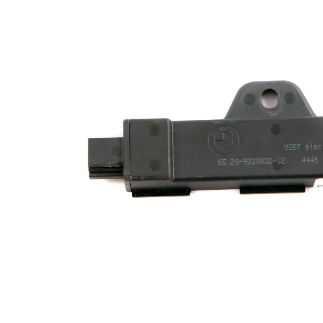 Interieur Antenne Confort Zugang pour BMW F10 F20 F21 F30 F32 F33 à propos du numéro de pièce 9220832 BMW F10 F20 F21 F30 F32 F33 Interieur Antenne Confort Zugang - SKU 9220832 - Numéro de pièce 9220832