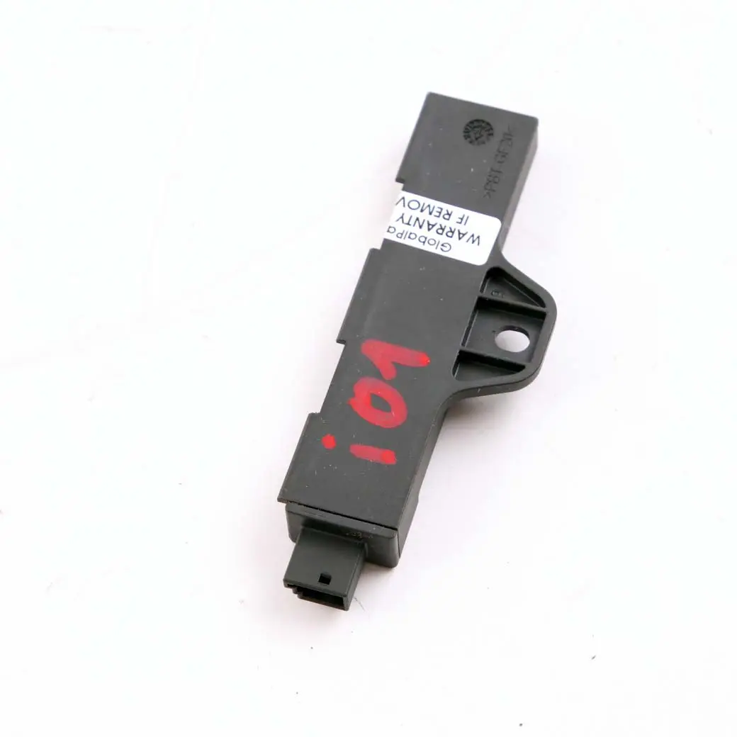 Innenraumantenne Komfortzugang für BMW F10 F20 F21 F30 F32 F33 mit Teilenummer 9220832 BMW F10 F20 F21 F30 F32 F33 Innenraumantenne Komfortzugang - SKU 9220832 - Teilenummer 9220832