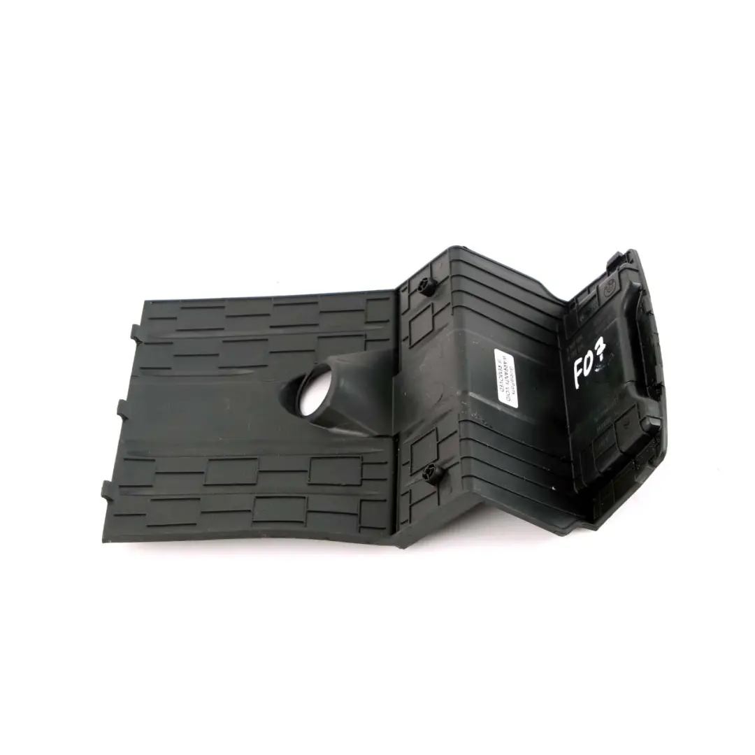 Tapis sol Plateau rangement console centrale arrière pour BMW F07 GT à propos du numéro de pièce 9221424 BMW F07 GT Tapis sol Plateau rangement console centrale arrière - SKU 9221424 - Numéro de pièce 9221424