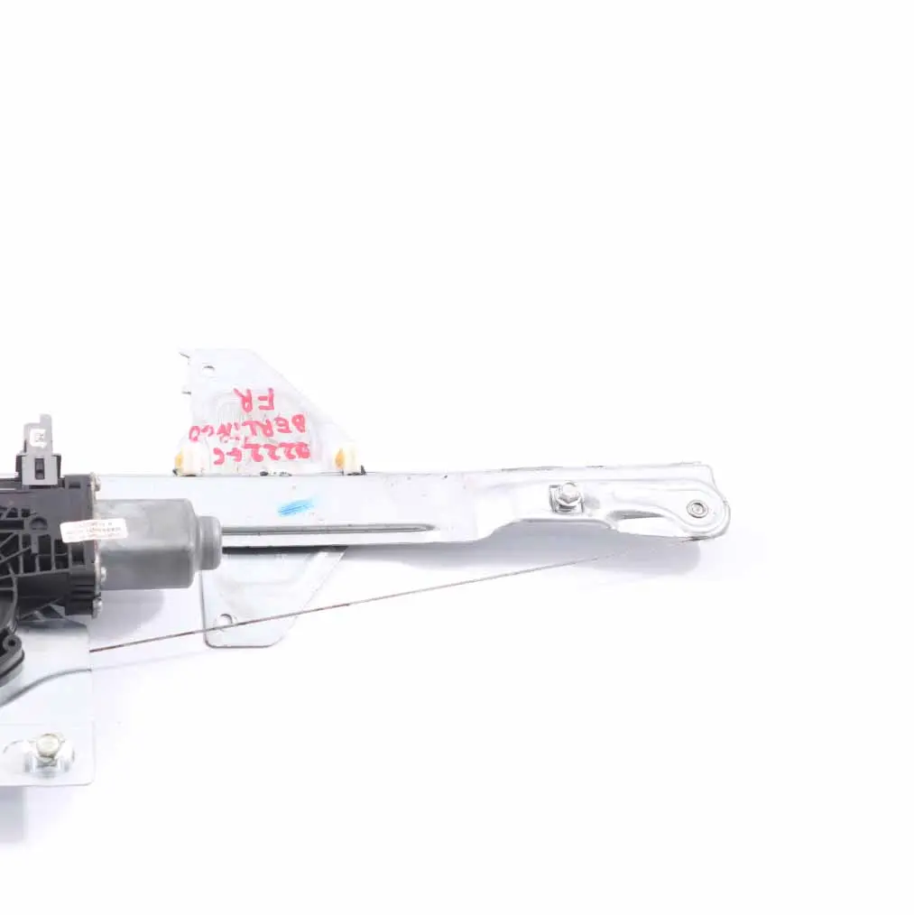 Citroen Berlingo Window Lifter Front Right O/S Peugeot Partner Regulator Motor to with Part number 9222GC Citroen Berlingo Window Lifter Front Right O/S Peugeot Partner Regulator Motor - SKU 9222GC - Part number 9222GC