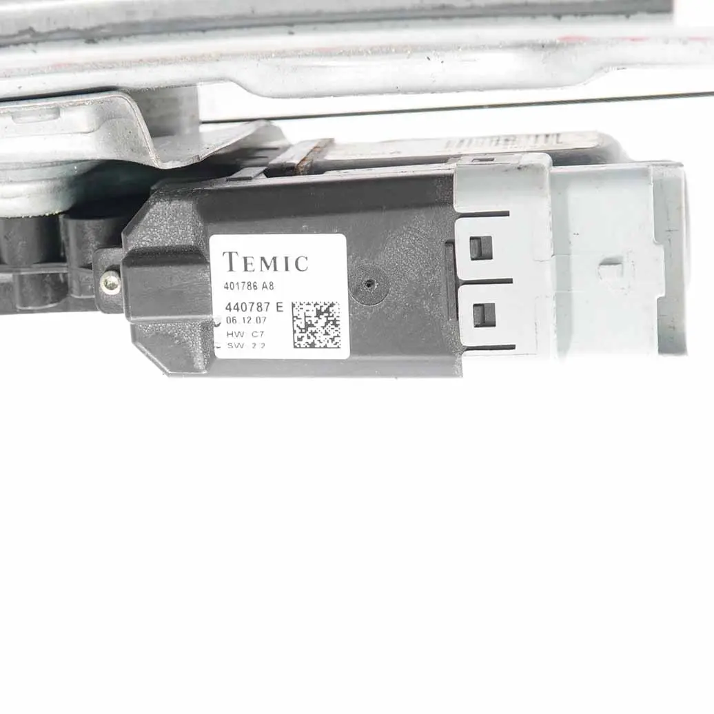 Alzacristalli Porta Anteriore Destra Regolatore Motore per Peugeot 207 con numero di parte 9222W8 Peugeot 207 Alzacristalli Porta Anteriore Destra Regolatore Motore - SKU 9222W8 - Numero di parte 9222W8