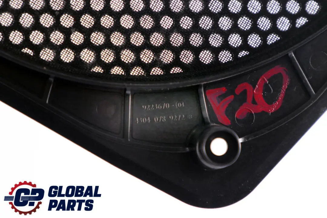 Blende Zentralbass Lautsprecher für BMW 1 2 er F20 F21 F22 F87 F23 F34 LCi mit Teilenummer 9223670 BMW 1 2 er F20 F21 F22 F87 F23 F34 LCi Blende Zentralbass Lautsprecher - SKU 9223670 - Teilenummer 9223670